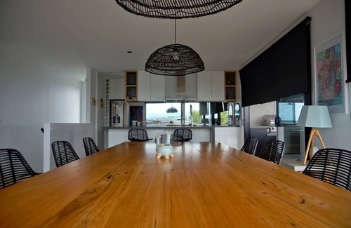 Cape Woolamai House | Waters Edge Rest, Lux Couples and Small Family Retreatn2 min walk to beach