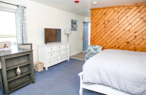 Chincoteague Hotel | Waterside Inn