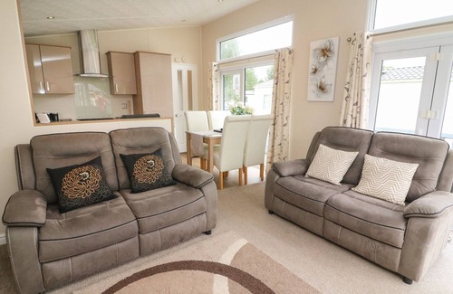 South Lakeland Leisure Village Cottage | Waterside Lodge