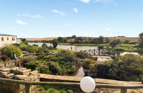 Winestead House | Waterside Lodge