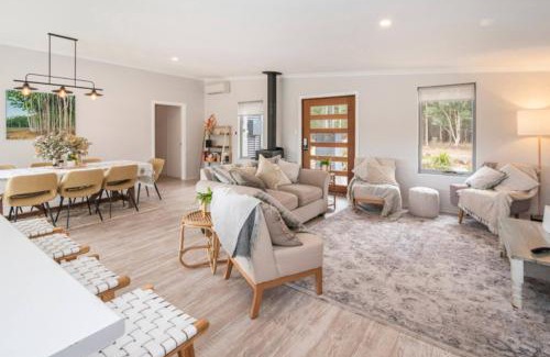Wilyabrup House | Waterside Wilyabrup