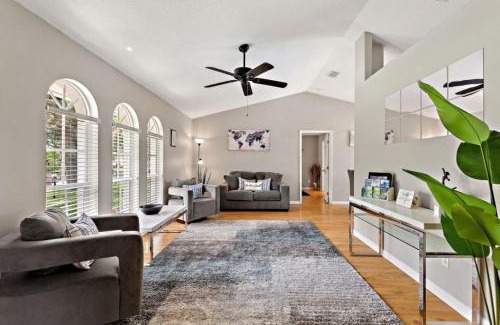 Sunridge Woods Villa | Waterview 3 bed in Sunridge Woods villa
