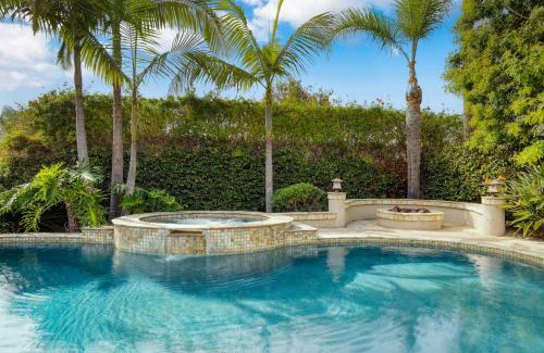 Solana Beach House | Wavebreak by AvantStay Close to BeachesSurfing