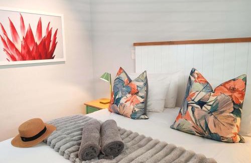 Muizenberg Apartment | Wavescape Bayview Bliss