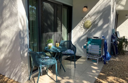 Sarasota Condo | WE ARE OPEN FOR BUSINESS , walk to the beach and st Armand circle