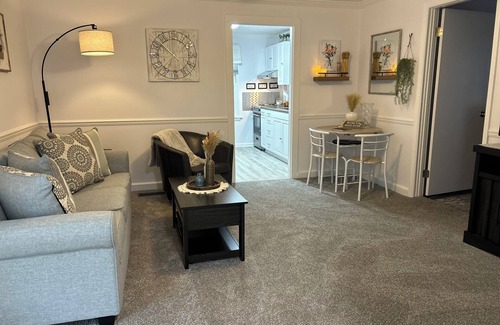 Weaver Apartment | Weaver Station - Your rest stop on the Ladiga Trail!
