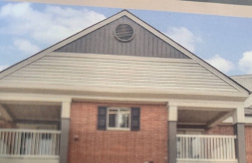 Kettering Apartment | Weekend Eclipse Special!! This Weekend Only Great View !! Great View!!