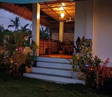 San Isidro House | Weeroona Huts Homestay Pacifico