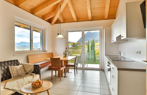 Berg/Monte Apartment | Weingut am Platzl