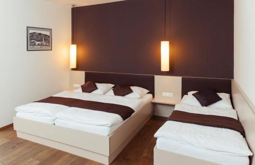 Senftenberg Hotel | WEINBLICK & WEINGUT Grafinger