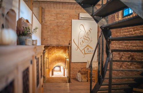 Grub an der March House | Weinfass Chalet Für 8 In Grub An Der March