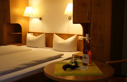 Burrweiler Hotel | Weinhotel Kienle
