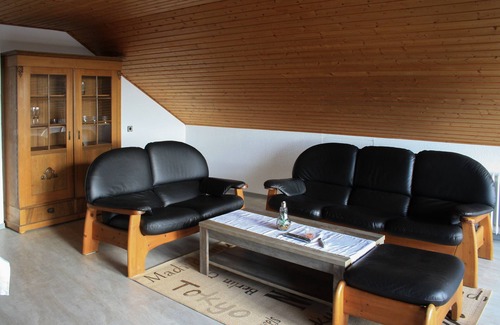 Oberotterbach Apartment | Weitblick - holiday apartment/above the roofs of Oberotterbach