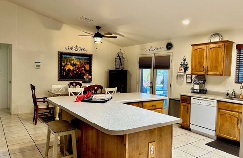 Mesa Del Sol House | Welcome Executvs/Corporate Housing, Border Patrol/Military/Contractors/Families!