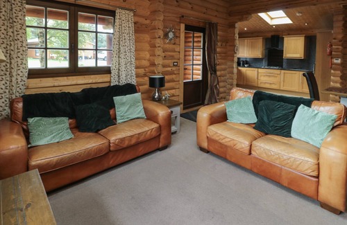 Morpeth Cottage | Welcome Hjem Log Cabin