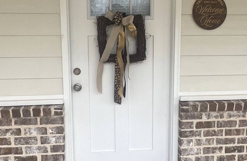 Guntown Cottage | Welcome to Cozy Comfortable True JOI. Charming 1-bedroom cottage in Guntown
