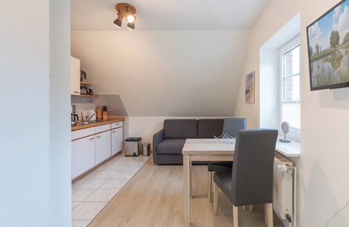 Emmelsbull Apartment | Welcome to our cozy "Studio Strandkorb" in Emmelsbüll-Horsbüll.