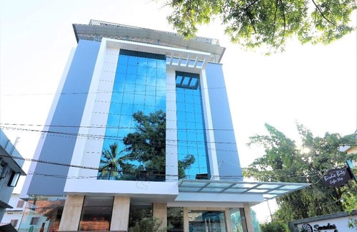 Thampanoor House | Welcome to our exquisite hotel suits nestled in the heart of Trivandrum