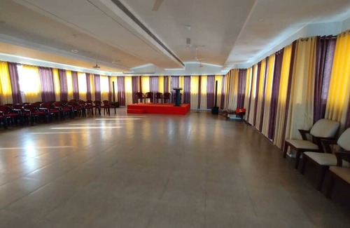 Thampanoor House | Welcome to our exquisite hotel suits nestled in the heart of Trivandrum