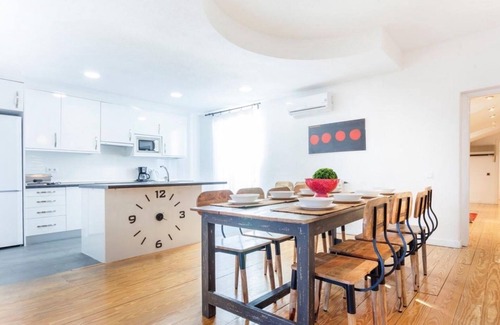 Centro Apartment | Welcome to your dream stay in the heart of Madrid!