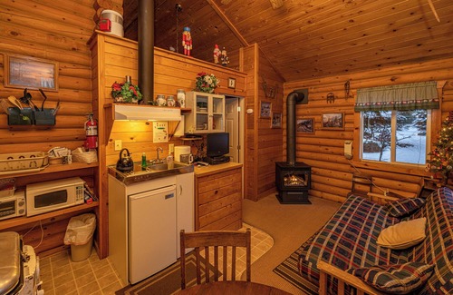 Concrete Cabin | Welcome to your year-round mountain getaway and historic ranch in the foothills of the North Cascades!
