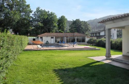 Cardielos Villa | Welcoming villa in Santa Leocádia, private pool 475 m²