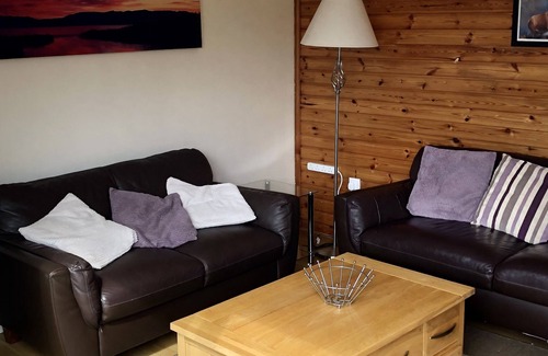 Glenlivet Cabin | Well appointed self catering lodge set in idyllic Scottish Highland countryside.