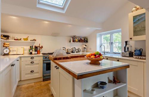 Sudbourne House | Well House