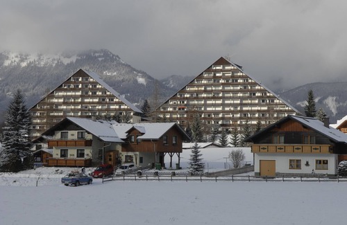 Bad Mitterndorf Apartment | Well-kept 60sqm vacation apartment for 4 people with balcony and wonderful view