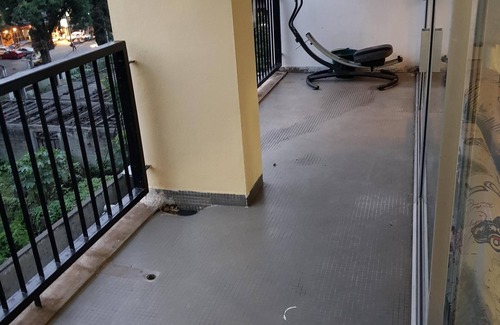 Douala Apartment | Well located opposite the governor's home, quiet and very welcoming