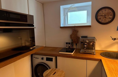 Hessisch Oldendorf Apartment | Wellness apartment with sauna and fireplace near Hamelin