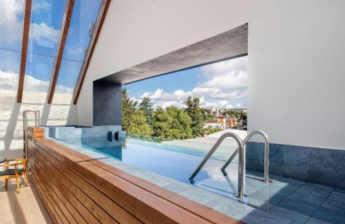 Quinta da Serra Apartment | Welter You Luxo 1dorm e Piscina Aquecida by Achei