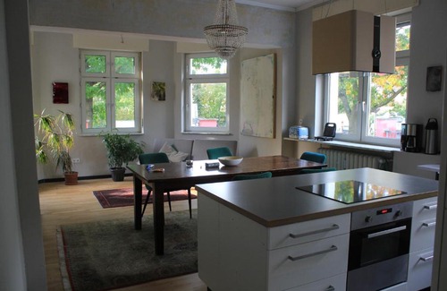 Alt-Grunwinkel House | West chill