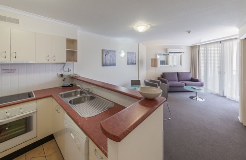 South Brisbane Apartment | West End Central Apartments