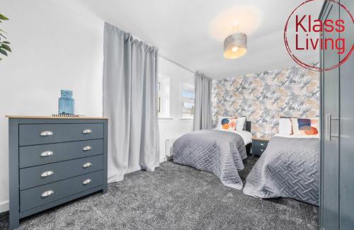 Bellshill House | West End House by Klass Living Bellshill