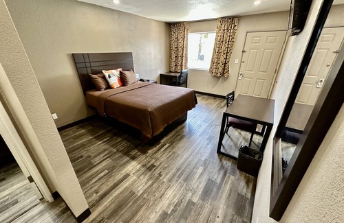 Flagstaff Hotel | West Inn NAU - Downtown Flagstaff