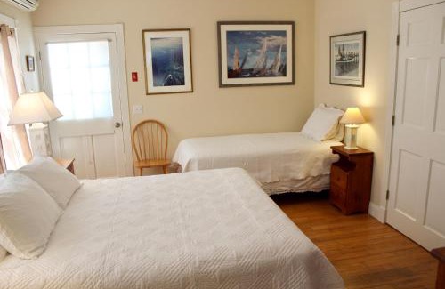 West Tisbury Hotel | West Tisbury Inn