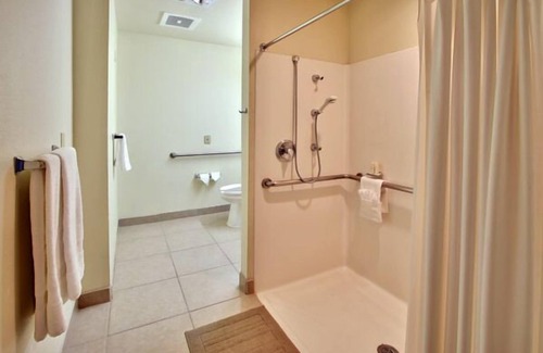 Los Lunas Hotel | Western Skies Inn And Suites