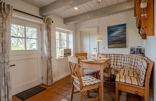Westertilli Apartment | Westertilli 8 - Two Bedroom Apartment, Sleeps 4