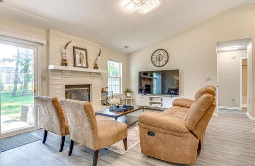 Westfield House | Westfield Home with Furnished Patio 2 Mi to Park St