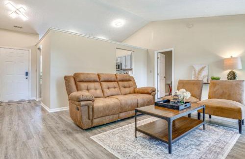 Westfield House | Westfield Home with Furnished Patio 2 Mi to Park St