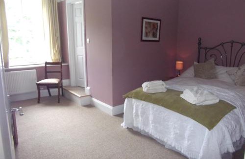 Totland Bay Bed & Breakfast | Weston Manor