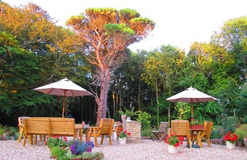 Totland Bay Bed & Breakfast | Weston Manor