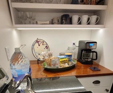 Berry Hill Apartment | WestWood Shed in Nashville by Geodis Vanderbilt Belmont, 1 Accessible