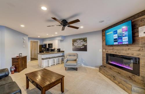 Lake Delton House | WFC Lakefront Views Family or Romance