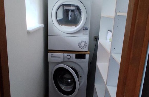 Gyor Apartment | WHA White's House Apartman