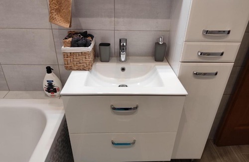 Gyor Apartment | WHA White's House Apartman