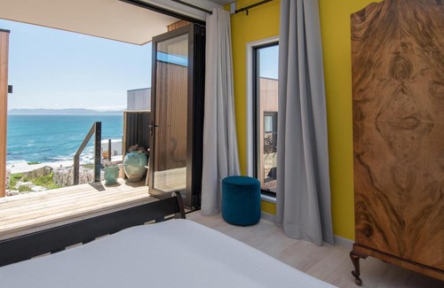 De Kelders Bed & Breakfast | Whale and Gin Spotter