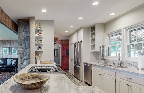 Sapphire Cottage | Whale of a View! Two Great 2 bedroom homes with Incredible Views in Sapphire NC