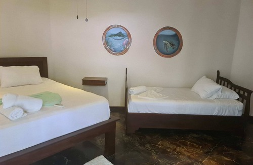 Dominical Hotel | Whales Tail Family Room at Hona Beach Hotel
